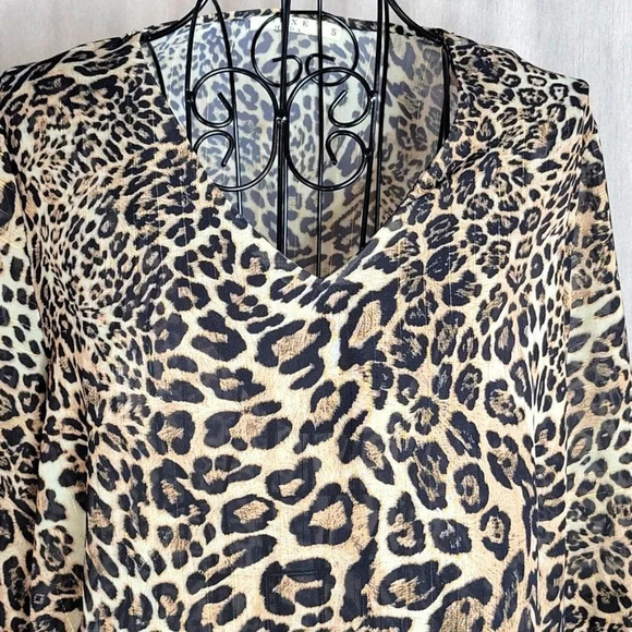 LUXE‎ MODA Oversized Leopard Print Ruffled Blouse Small - Picture 2 of 8